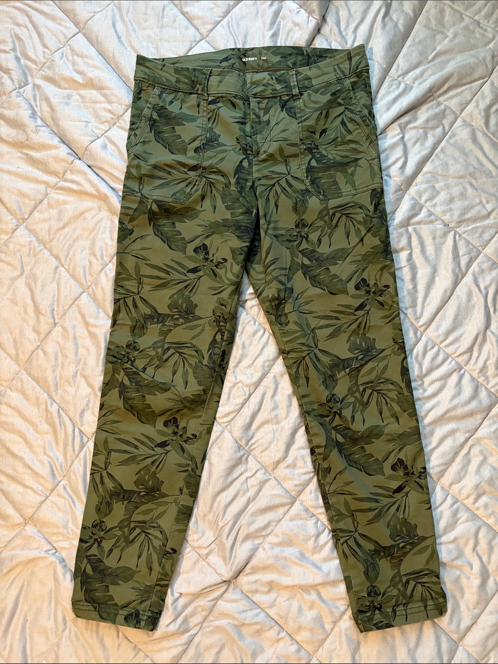 Old Navy Tropical Skinny Pixie Pant - Size 8